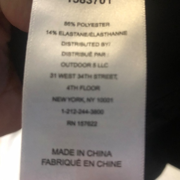 Eddie Bauer black size small woman’s polyester pants. Elastic waist , pockets - Picture 3 of 5